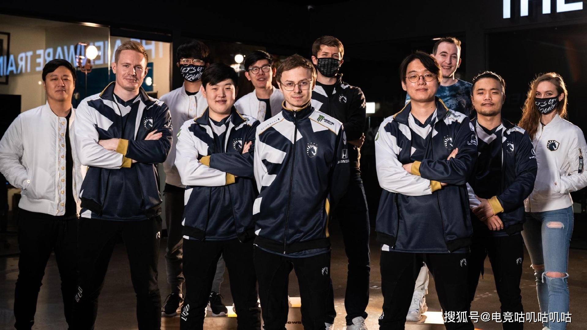 开云-世界网球队翻盘澳大利亚网球队，穆雷三分雨点燃全场