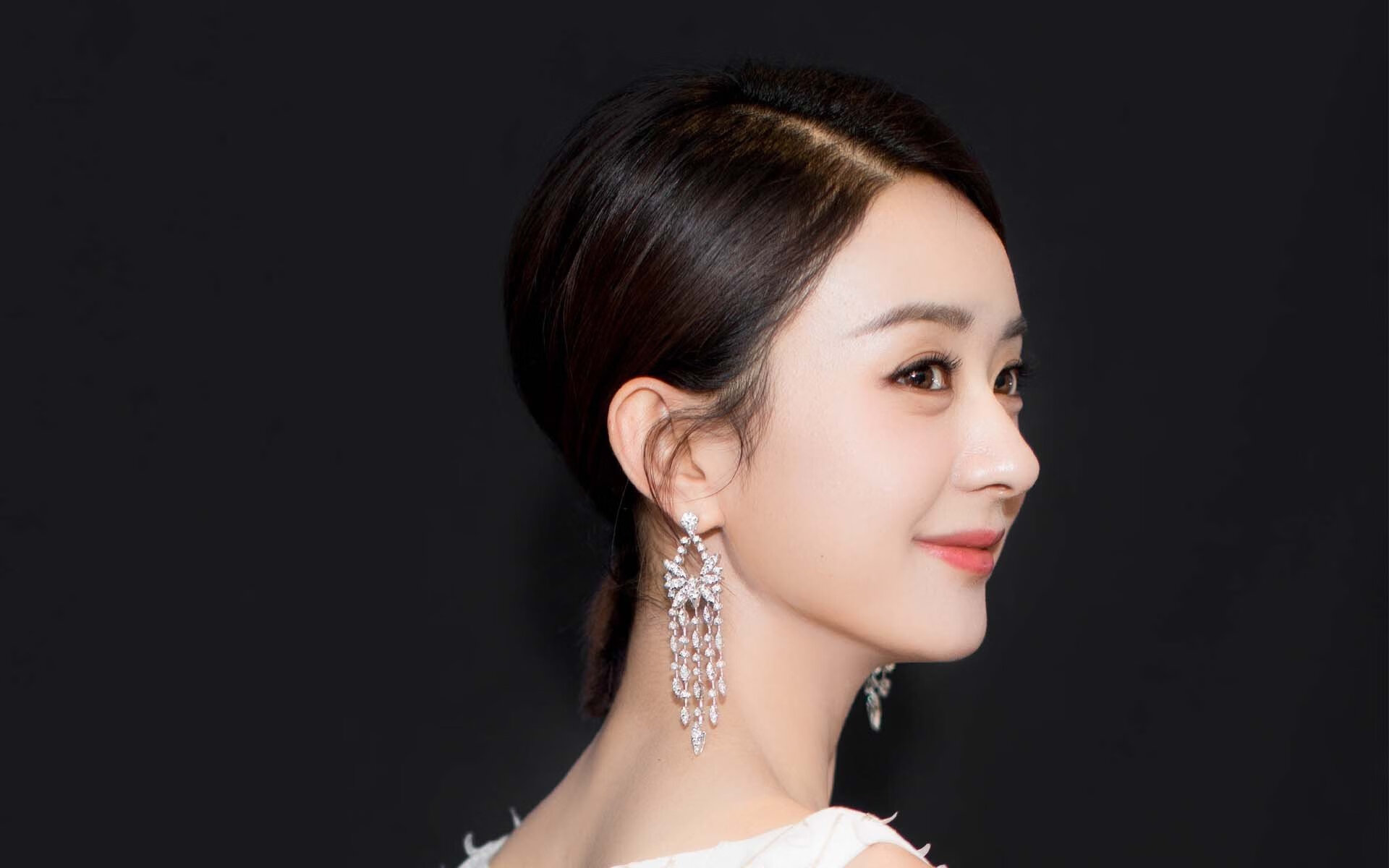 萨拉赫单骑难救主！法国战车全面压制几内亚，非洲冠军离世界顶级还有多远？