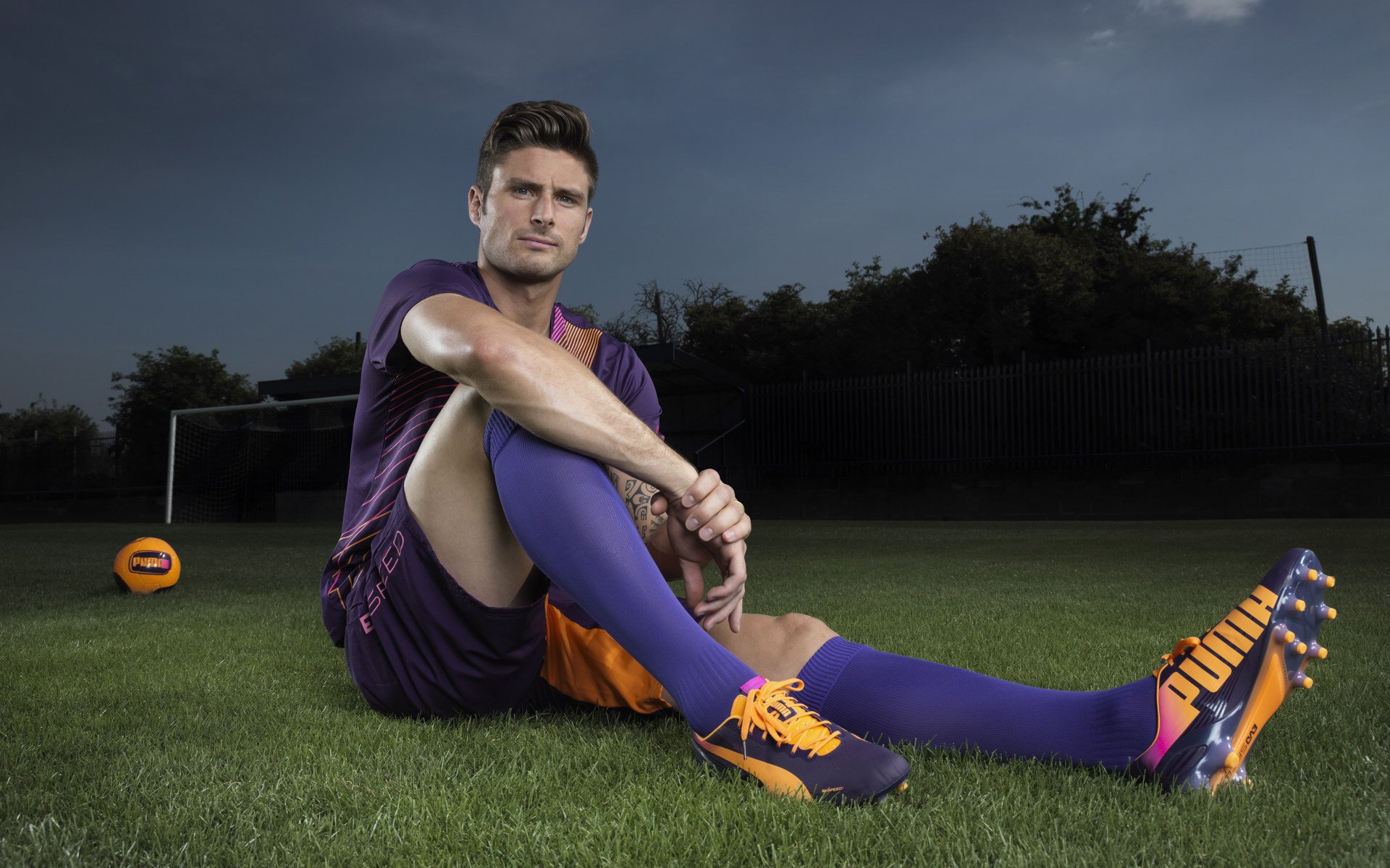 当格子军爆冷撕碎乌拉圭，京多安却在银箭座舱里上演终极接管—体育世界没有剧本，只有滚烫的当下